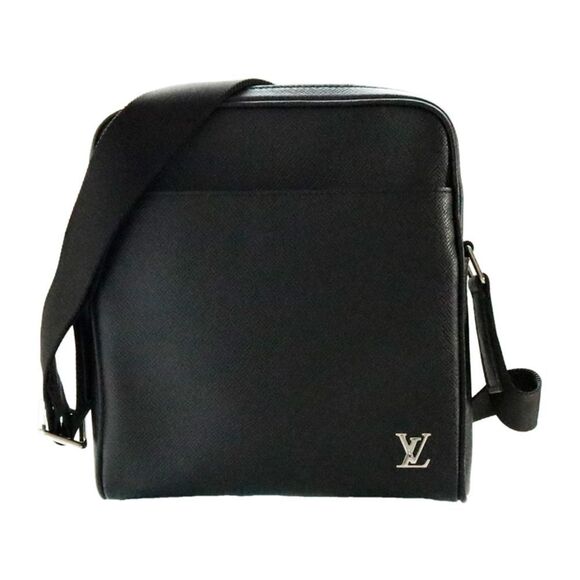 Louis Vuitton Taiga Messenger PM Shoulder Bag Black - Picture 1 of 10